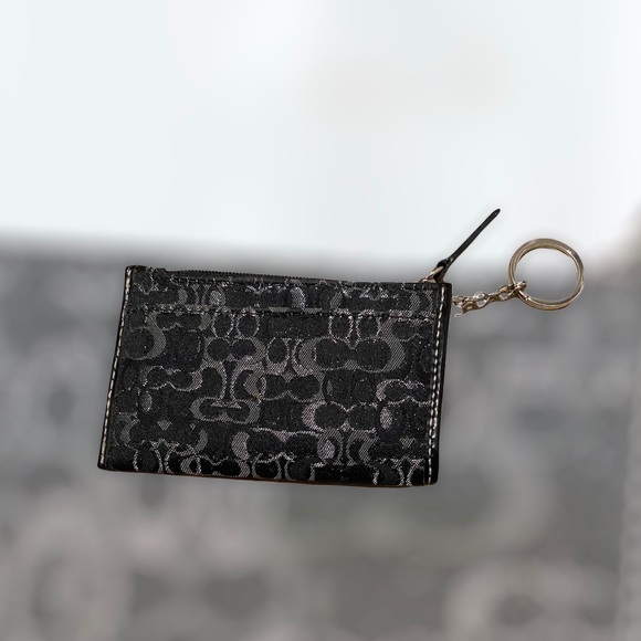 SOLD - Authentic COACH Card Money Holder - GUC. - Picture 9 of 11